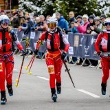 Le team du Club Alpin Suisse composé d'Alessandra Schmid, Thibe Deseyn et Caroline Ulrich à l'arrivée à Verbier